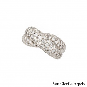 Van Cleef & Arpels 18k White Gold Diamond Set Dress Ring